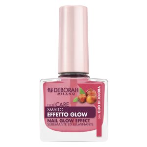 Deborah Nail Glow Effect